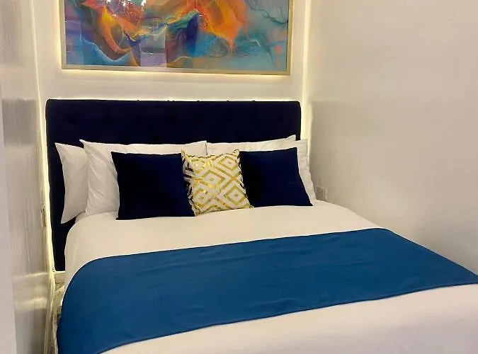 Makati Isabela Luxury شقة مانيلا