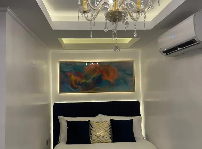 Makati Isabela Luxury شقة مانيلا
