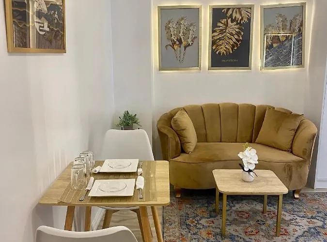 Makati Isabela Luxury شقة *