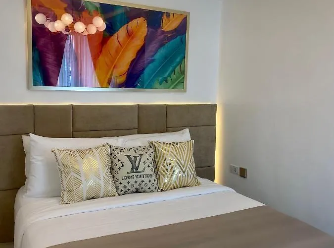 شقة Makati Isabela Luxury مانيلا
