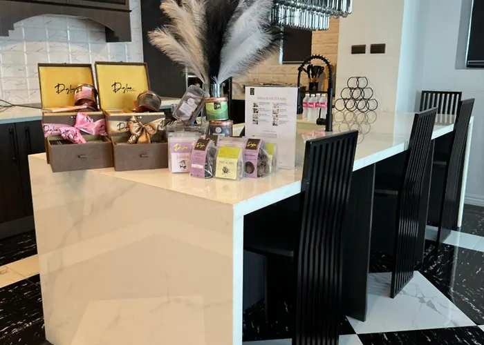 شقة Makati Isabela Luxury *