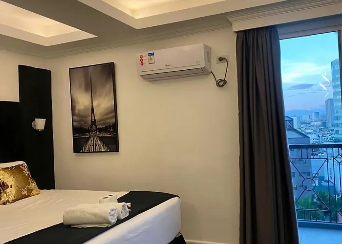 Makati Isabela Luxury *